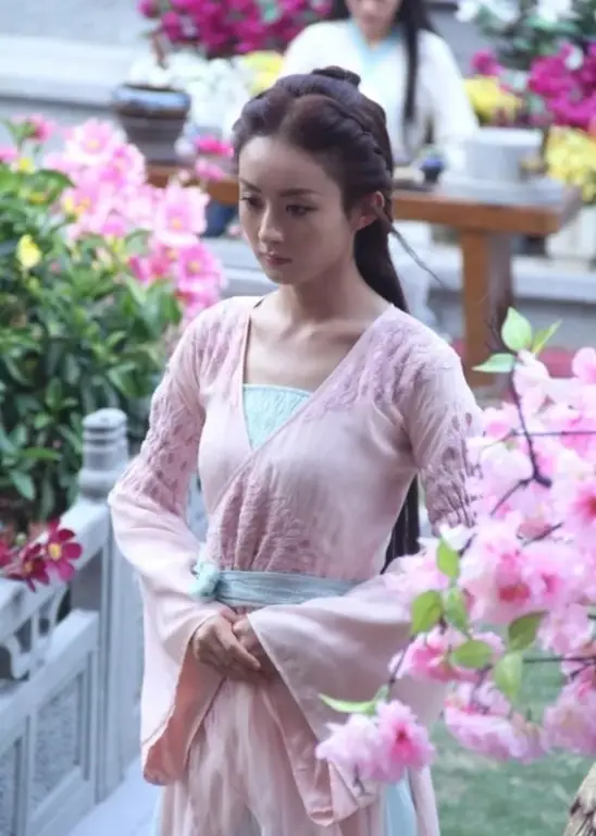 Zhao Liying sebagai Chu Qiao dalam Princess Agents