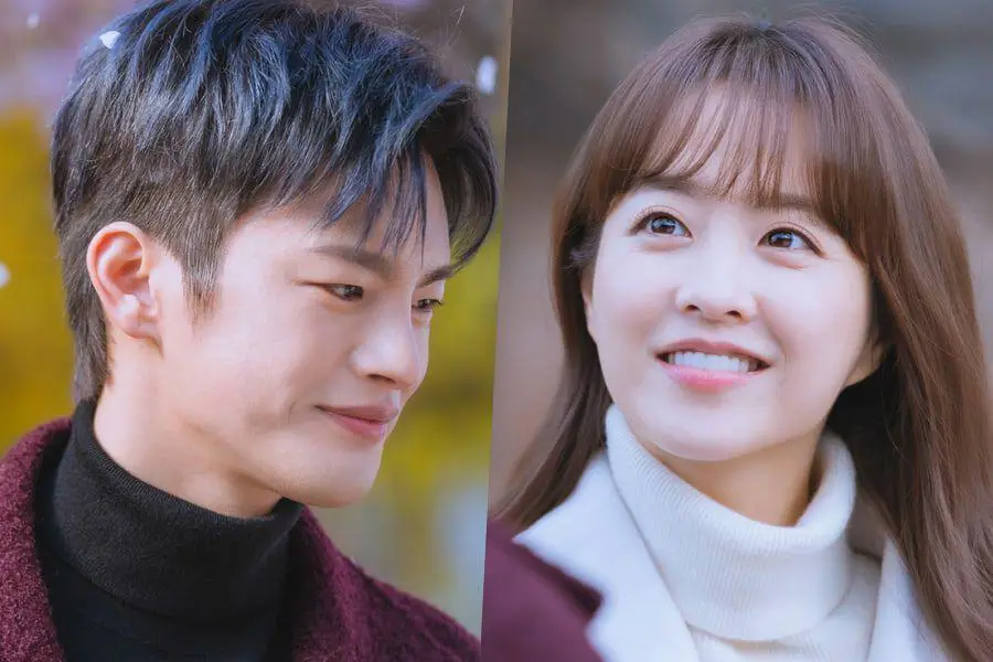 Foto Seo In Guk dan Park Bo Young dalam drama Doom at Your Service