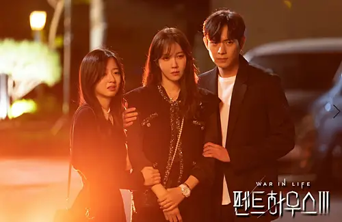 Para pemain drama Korea The Penthouse 3