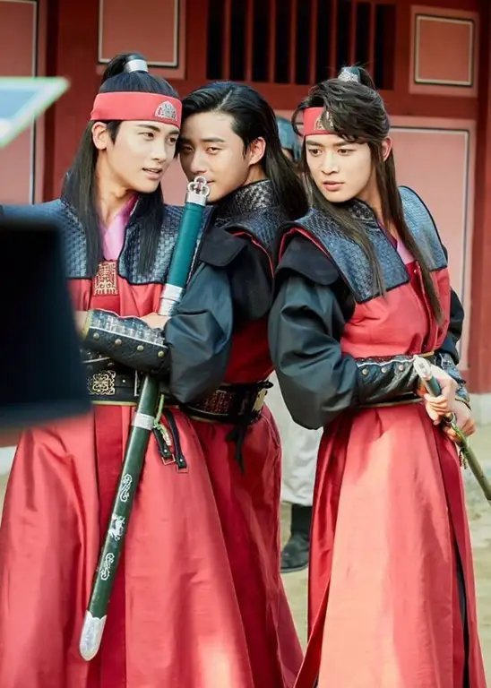 Karakter-karakter dalam drama Korea Hwarang