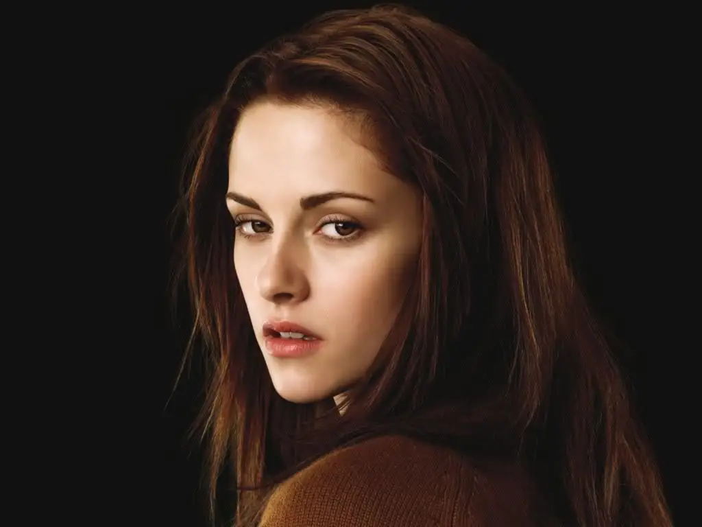 Kristen Stewart sebagai Bella Swan