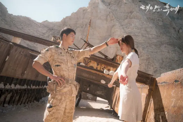 Gambar berbagai karakter dalam drama Descendants of the Sun