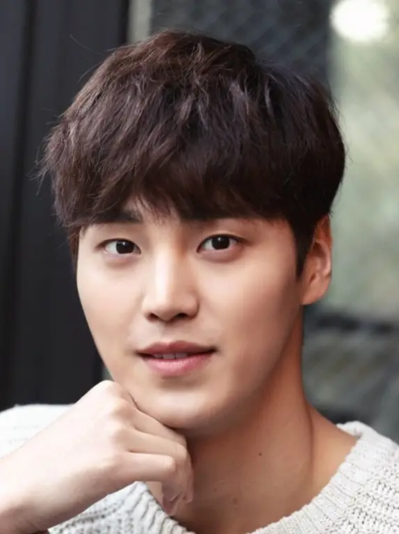 Lee Tae Hwan bersama penggemarnya